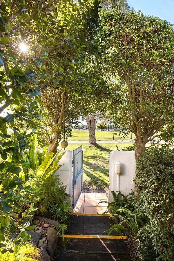 Villa Aqua Riverside Retreat With Pool Noosaville 0*,
