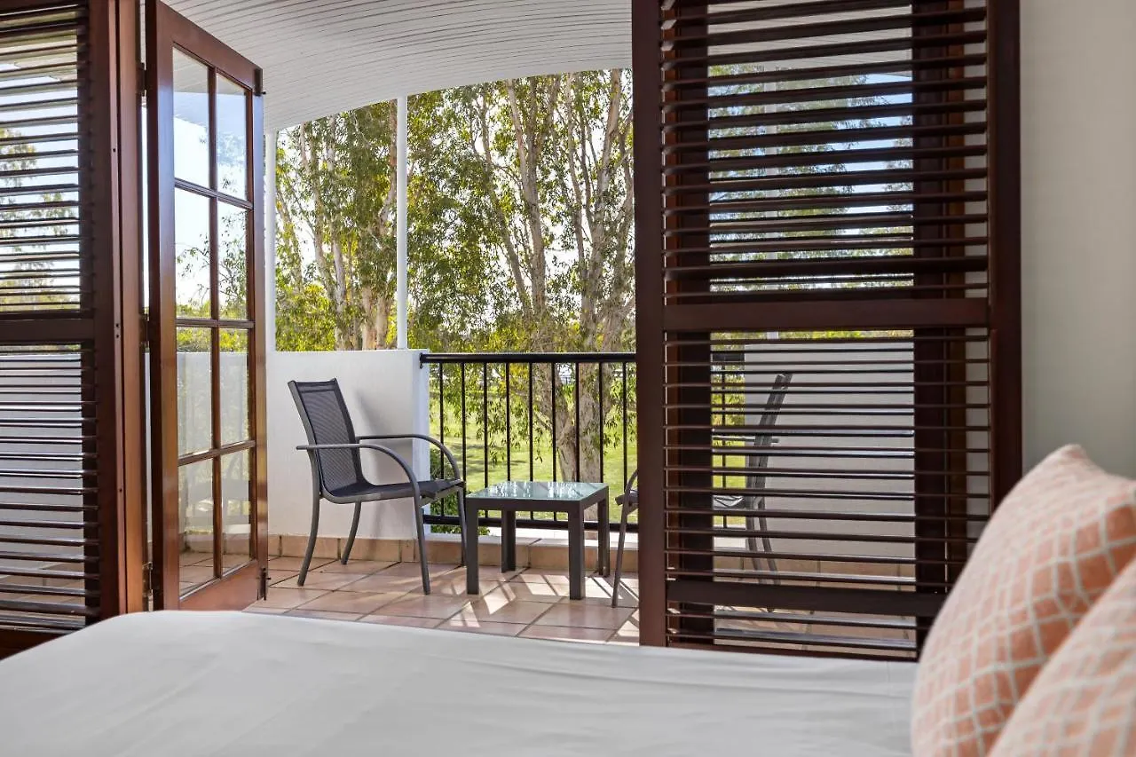 Villa Aqua Riverside Retreat With Pool Noosaville Apartment